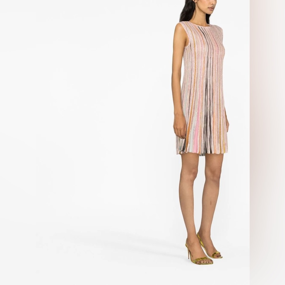 Like new Missoni Pleated sleeveless mini-dress with sequins $1,530 44 - Picture 3 of 10